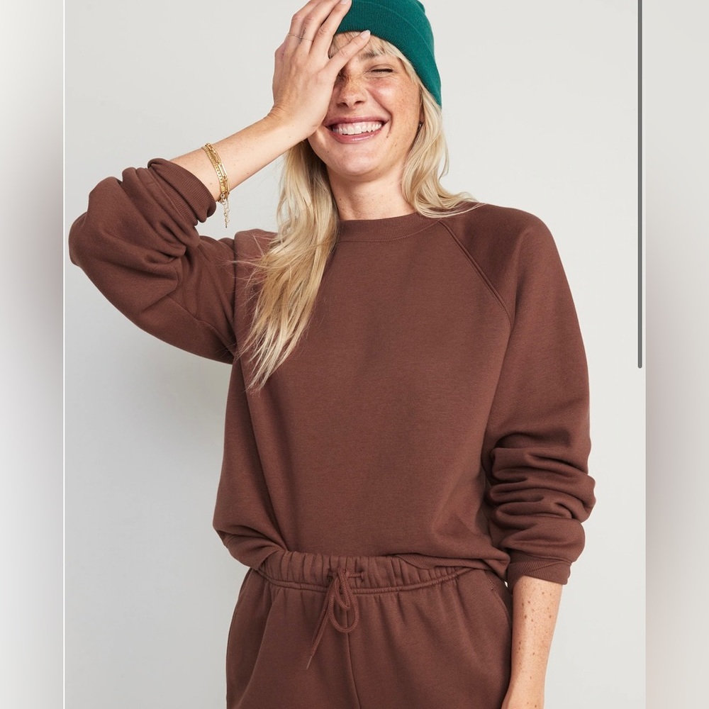 Old Navy Vintage Long-Sleeve Crew Neck Sweatshirt